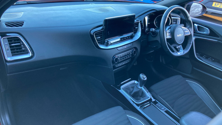 Kia Ceed 1.5T GDi ISG 138 GT-Line 5dr Petrol Hatchback